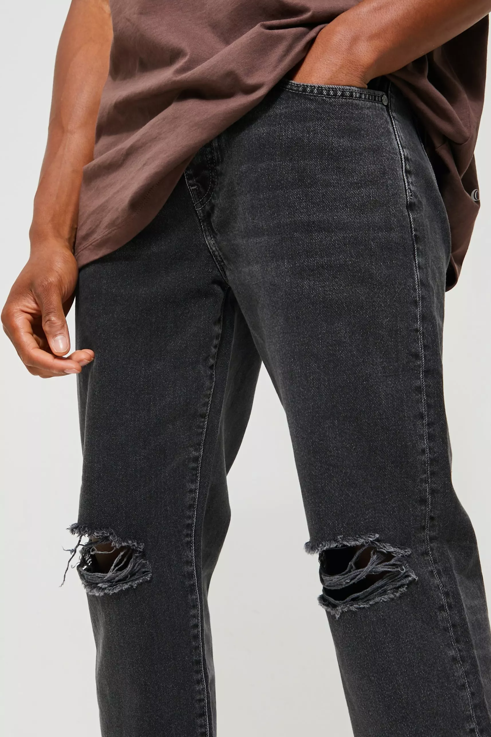 Levi's busted knee clearance jeans